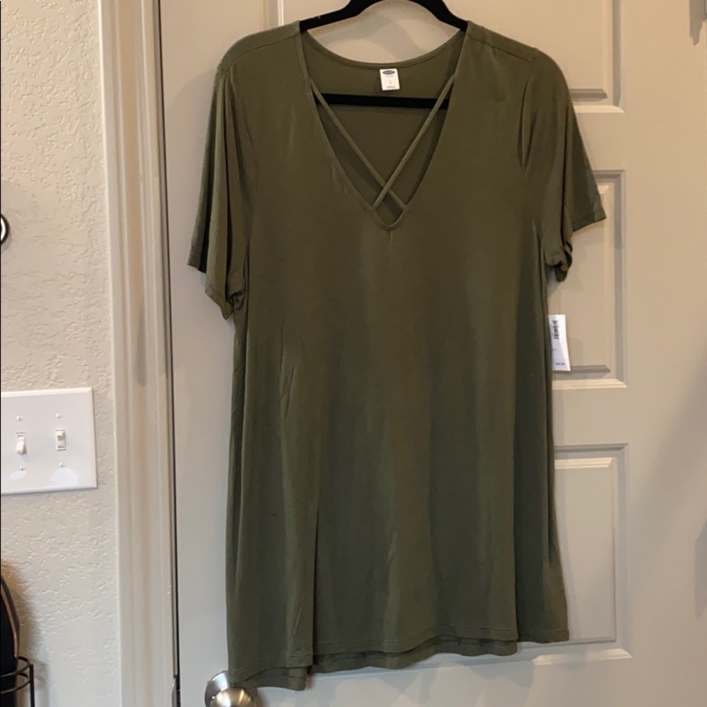 Army green tshirt